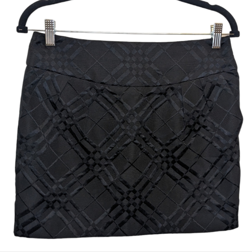 BCBGMaxAzria Women's Black Textured Mini Skirt 🖤
